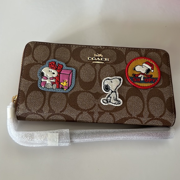NWT COACH Snoopy PEANUT DEMPSEY Drawstring Backpack Signature Canvas wallet Set - Picture 13 of 14